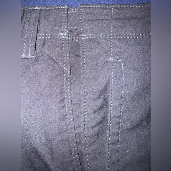 Tommy Bahama Tech Performance Shorts 9” Expand waist Size 40 Black Golf - Picture 7 of 11